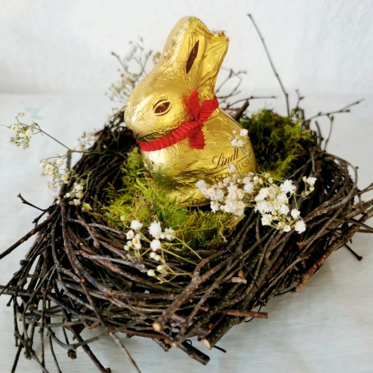 Osterideen aus der Natur - Nest aus Zweigen